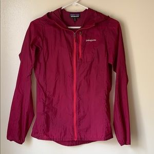 Patagonia Women’s Houdini Rain Jacket (XS/Magenta)
